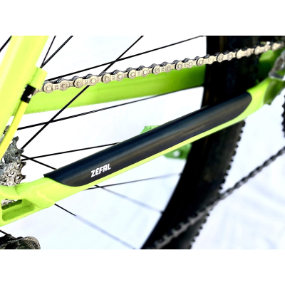 Chránič ZÉFAL CS Armor pod reťaz na zadnú vidlicu