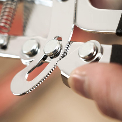 Kliešte BRN na napínanie laniek