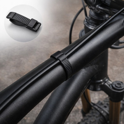 Úchyt bowdenu/hadičky, plast